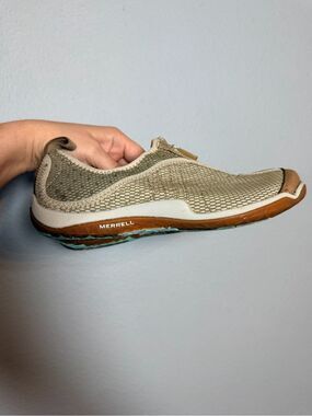Merrell Womens Lorelei Zip Slip On Shoe Size 6.5 Beige Tan Brown Hiking Outdoor